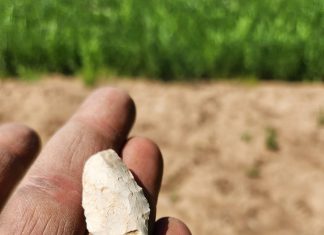 Gus Witte finds Indian arrowhead and Dave Bohn chimes in with his discoveries in 1930’s farm fields