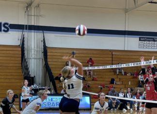 West Bend Spartan varsity tops Homestead | By Clara Corbett & Abby Stockhausen