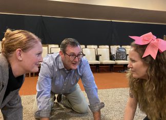 VIDEO | Final performances for “Sylvia” at West Bend Theatre Co.