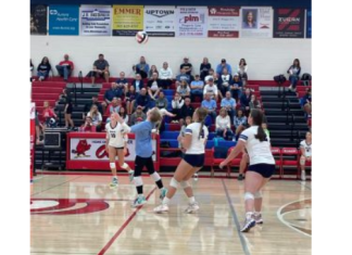 West Bend Spartan volleyball falls to Slinger | By Paige Guse