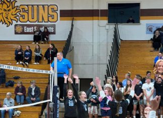 West Spartan Varsity volleyball beats Whitefish Bay in last game of season | By Emmalee Heniadis, Kaite Steier