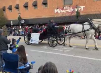VIDEO | Rebroadcast of 37th annual Hartford Christmas Parade | Sponsored by Horizon Outfitters