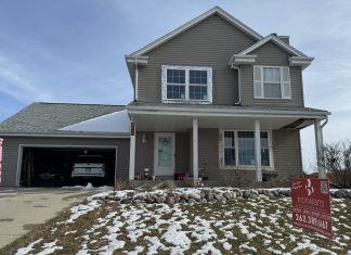 REAL ESTATE | Forward Remodeling gives Hartford home an exterior facelift | By Todd Wirtz Forward