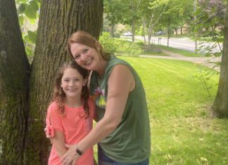 9-year-old West Bend, WI girl saves mom who is having a stroke | By Elena Rettler