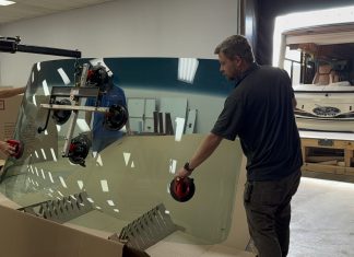 VIDEO | Behind the scenes BIG installation at Glass Doctor in West Bend, Wi