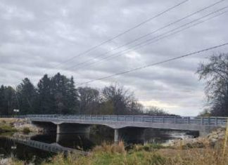 Bridge on Highway A now open in Town of Farmington