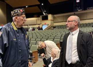 VIDEO | Honoring Service: How 1 veteran helped start Kettle Moraine Lutheran’s annual Veterans Day Observance