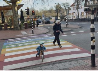 VIDEO | Enchanting sounds of a morning communte in Zeist, NL