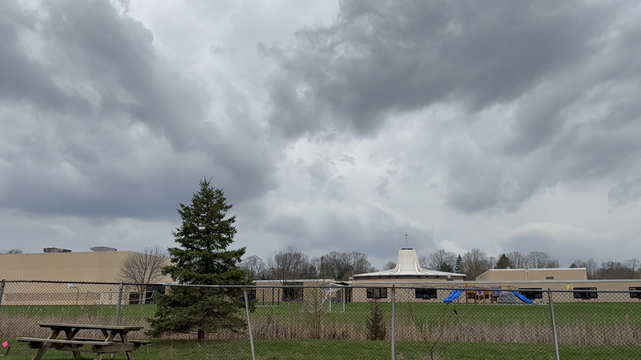 Menacing clouds as Tornado Watch in effect in Washington Co., Wi