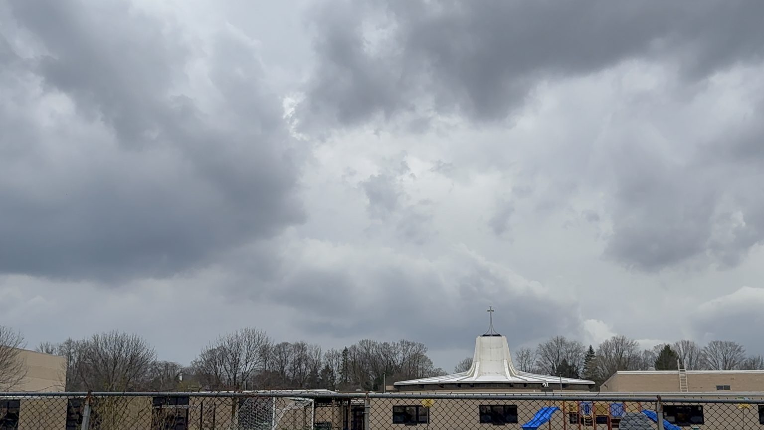 Menacing clouds as Tornado Watch in effect in Washington Co., Wi