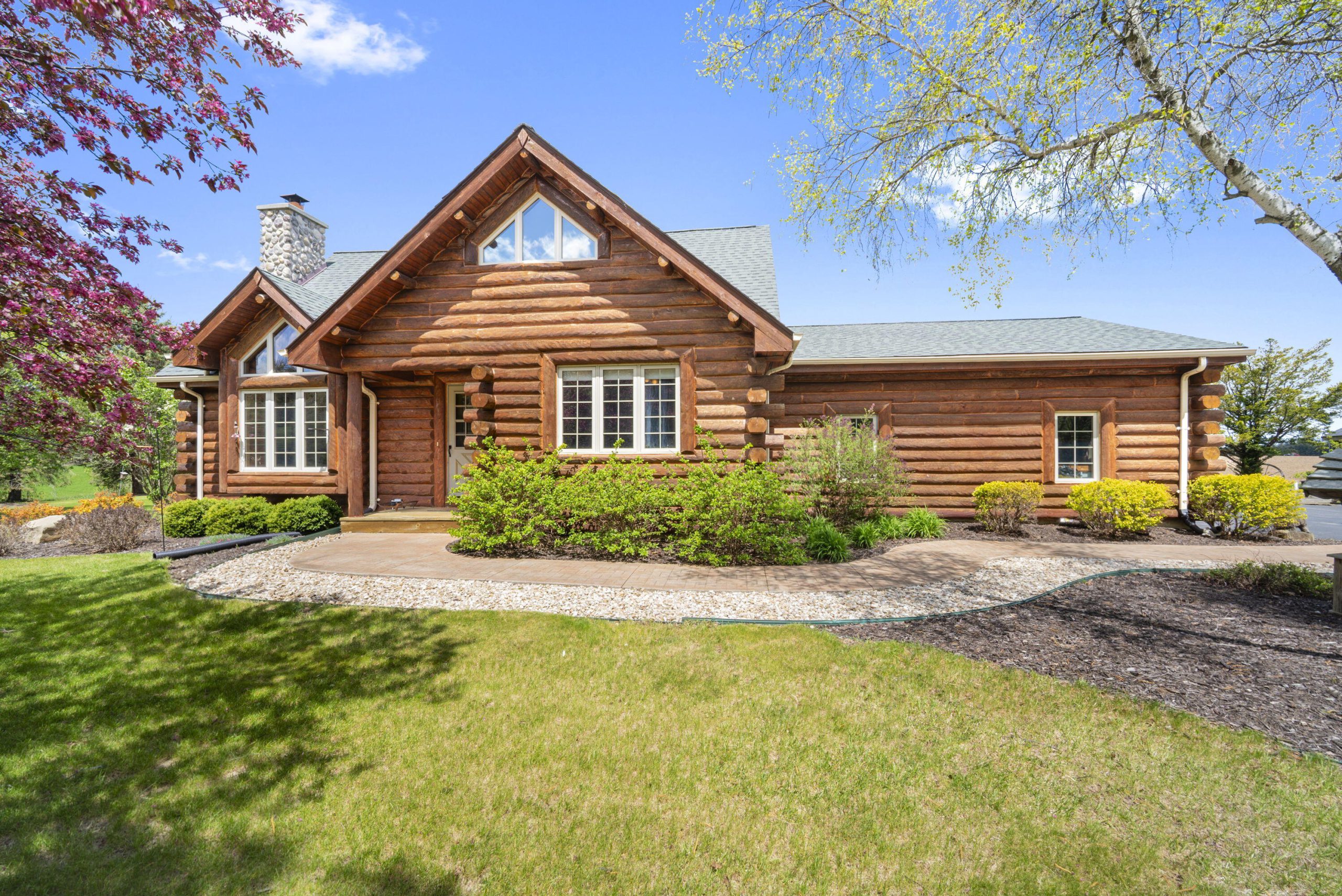 REAL ESTATE | Open house Saturday, June 6 in Town of Farmington, WI | By Tom Zernia – BOSS Realty