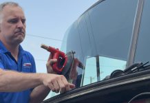 VIDEO | Glass Doctor in West Bend keeps commercial trucks rolling with fast windshield replacement