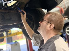 Lead tech at Auto Safety Center – Dean has nearly 40 years working on cars