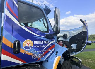 United Way of Washington Co. partners with Bob’s Main Street Auto & Towing for community-wide food drive | By Katelyn Schotzko