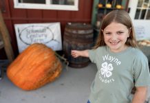 VIDEO | Girl, 8, from Town of Wayne grows monster 300+ pound pumpkin