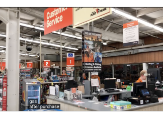 VIDEO | HISTORY | Reminiscing about the old Fleet Farm in West Bend, WI