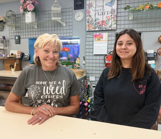 REAL ESTATE | Bits ‘n’ Pieces Floral building for sale in West Bend, Wi as longtime business relocates